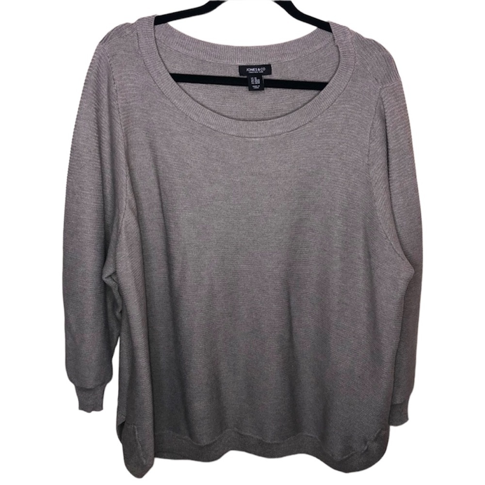 Preowned John’s & co Lightweight plus size scoop neck sweater